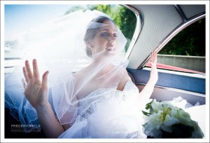 La mariée dans sa voiture