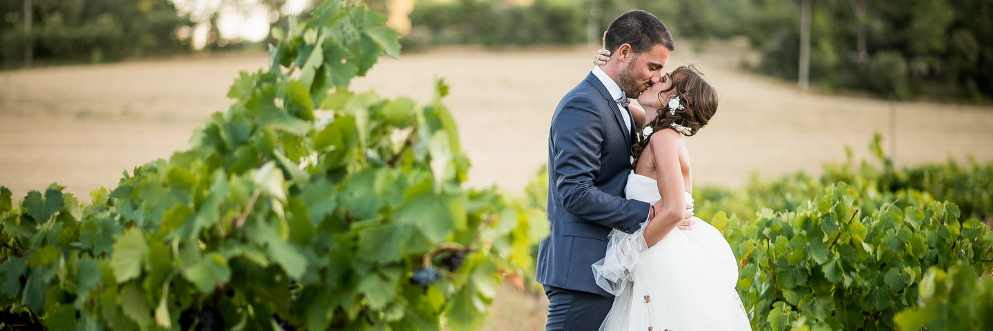 photographe de mariage, photos de couple dans les vignes
