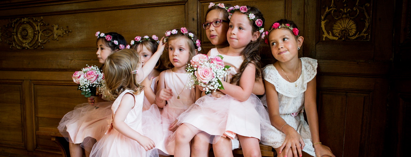 rassemblement de demoiselles d'honneur durant un reportage mariage