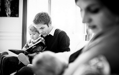 photos de famille pendant un reportage