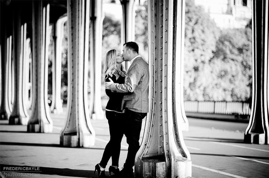 photo d'un couple d'américains de passage à Paris